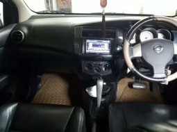 Mobil Nissan Grand Livina 2012 XV dijual, Jawa Tengah 1