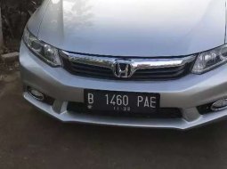 Mobil Honda Civic 2012 1.8 terbaik di Banten 1