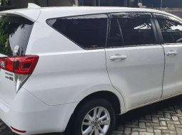 Jual mobil bekas murah Toyota Kijang Innova 2.0 G 2017 di Jawa Timur 5