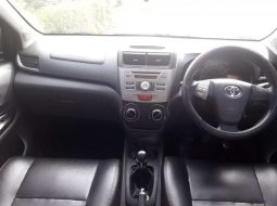 Jual mobil bekas murah Toyota Avanza Veloz 2014 di Riau 8