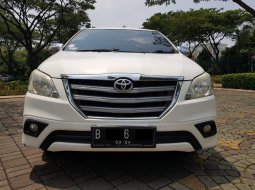 Jual Mobil Bekas Toyota Kijang Innova 2.5 G 2014 di Tangerang Selatan 8