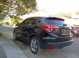 Mobil Honda HR-V 2016 S terbaik di Jawa Timur 10