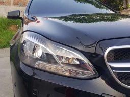 Jual mobil bekas murah Mercedes-Benz E-Class E 200 2010 di Jawa Barat 15