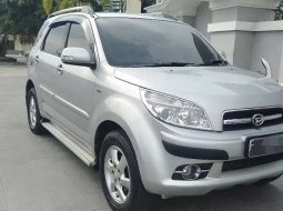 Jawa Tengah, Daihatsu Terios TX ELEGANT 2010 kondisi terawat 8