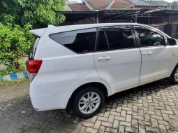 Jual mobil bekas murah Toyota Kijang Innova 2.0 G 2017 di Jawa Timur 2