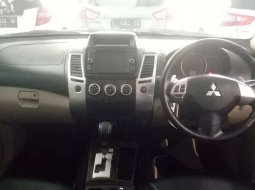 Jual mobil bekas murah Mitsubishi Pajero V6 3.0 Automatic 2014 di Jawa Timur 14