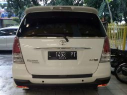 Mobil Toyota Kijang Innova 2010 2.0 G dijual, Jawa Timur 3