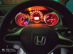 Mobil Honda Jazz 2011 RS dijual, Jawa Timur 4