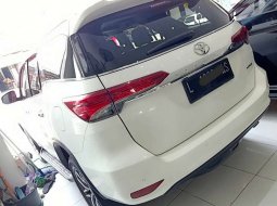 Toyota Fortuner 2017 Jawa Timur dijual dengan harga termurah 5