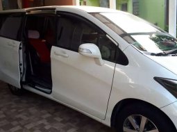 Mobil Honda Freed 2012 E terbaik di Jawa Barat 3