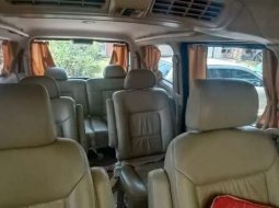 Mobil Nissan Serena 2011 Highway Star dijual, Jawa Tengah 1