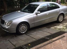 Dijual mobil bekas Mercedes-Benz E-Class E 200 K, Banten  9