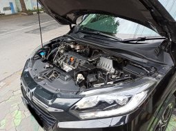 Jual mobil Honda HRV E Prestige AT 2015 bekas, Jawa Timur 8