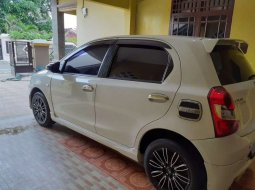 Lampung, Toyota Etios Valco G 2013 kondisi terawat 10