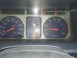 Jual cepat Toyota Kijang LGX 2001 di Jawa Timur 3