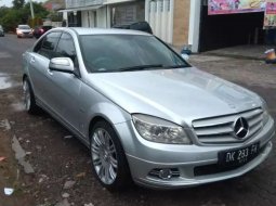 Dijual mobil bekas Mercedes-Benz C-Class C200, Jawa Tengah  1