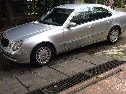 Dijual mobil bekas Mercedes-Benz E-Class E 200 K, Banten  1