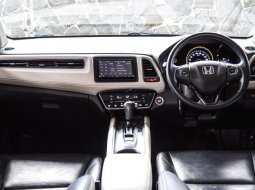 Jual Mobil Bekas Honda HR-V Prestige 2015 di Depok 6