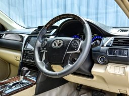 Jual mobil Toyota Camry 2.5 V 2016 di Depok  5