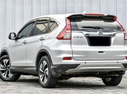 Dijual Mobil Honda CR-V 2.0 i-VTEC 2015 di Depok 6