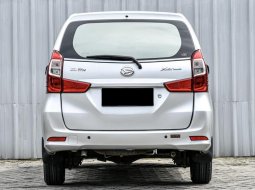 Jual mobil bekas Daihatsu Xenia X 2016 di Depok 4