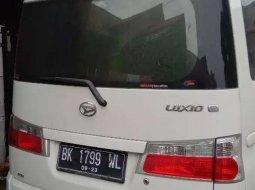 Daihatsu Luxio 2018 Sumatra Utara dijual dengan harga termurah 4