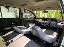 Jual Daihatsu Sigra R 2016 harga murah di DIY Yogyakarta 5