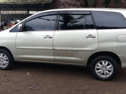 Dijual mobil bekas Toyota Kijang Innova 2.5 G, DIY Yogyakarta  4