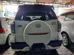 Jawa Barat, jual mobil Daihatsu Terios CUSTOM 2017 dengan harga terjangkau 6