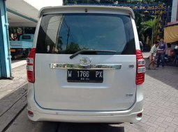 Toyota NAV1 2013 Jawa Timur dijual dengan harga termurah 2