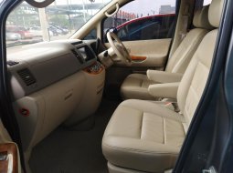 Bekasi, Mobil bekas Nissan Serena Highway Star AT 2012 dijual  9