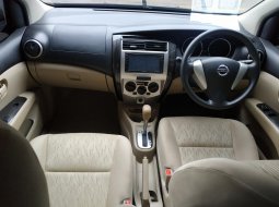 Jual mobil Nissan Grand Livina XV AT 2016 bekas, Bekasi 7