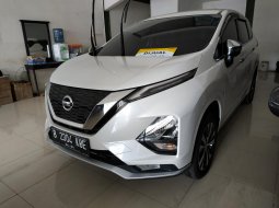 Jual mobil Nissan Livina VL AT 2019 terbaik di Bekasi 4