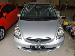 Jual mobil Honda Jazz i-DSI AT 2004 harga murah di Bekasi 6