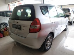 Jual mobil Honda Jazz i-DSI AT 2004 harga murah di Bekasi 7