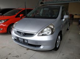 Jual mobil Honda Jazz i-DSI AT 2004 harga murah di Bekasi 2