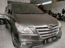 Bekasi, Dijual cepat Toyota Kijang Innova 2.0 V 2014  5