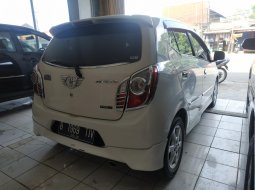 Jual Mobil Bekas Toyota Agya TRD Sportivo 2015 Terawat di Bekasi 6