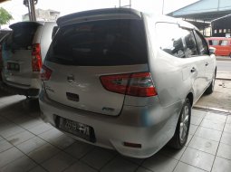 Jual Mobil Bekas Nissan Grand Livina SV 2014 di Bekasi 8