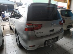 Jual Mobil Bekas Nissan Grand Livina SV 2014 di Bekasi 7