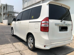 Jual Mobil Bekas Toyota NAV1 V 2013 di DKI Jakarta 4