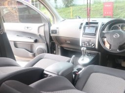 Dijual Mobil Nissan X-Trail 2.5 CVT 2010 di Bogor 3