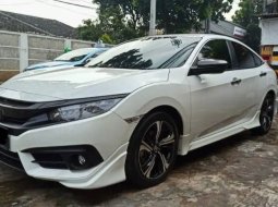 Dijual Cepat Honda Civic Turbo 1.5 Automatic 2017 di DKI Jakarta 1