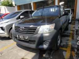 Jual Mobil Bekas Toyota Hilux 2.0 2014 Terawat di Bekasi 5