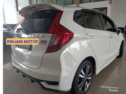 Dijual cepat Honda Jazz RS 2018 terbaik di Bekasi  5