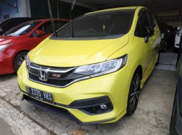 Dijual Cepat Mobil Honda Jazz RS AT 2018 di Bekasi  3