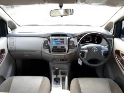 Jual Mobil Toyota Kijang Innova 2.5 V 2015 bekas, DKI Jakarta 6