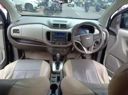 Jual mobil Chevrolet Spin LTZ 2013 bekas, Sumatra Selatan 8