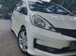 Jawa Tengah, Honda Jazz RS 2012 kondisi terawat 4