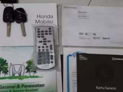 Jual mobil bekas murah Honda Mobilio E 2016 di Jawa Timur 2
